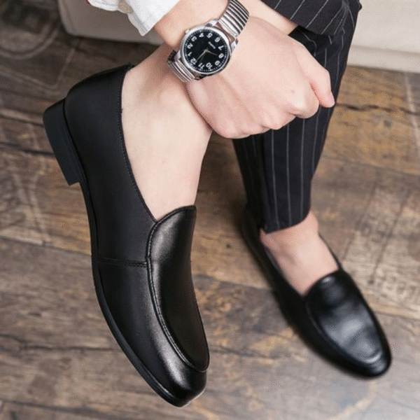 ALFA102 CHAUSSURE EN CUIR NOIR